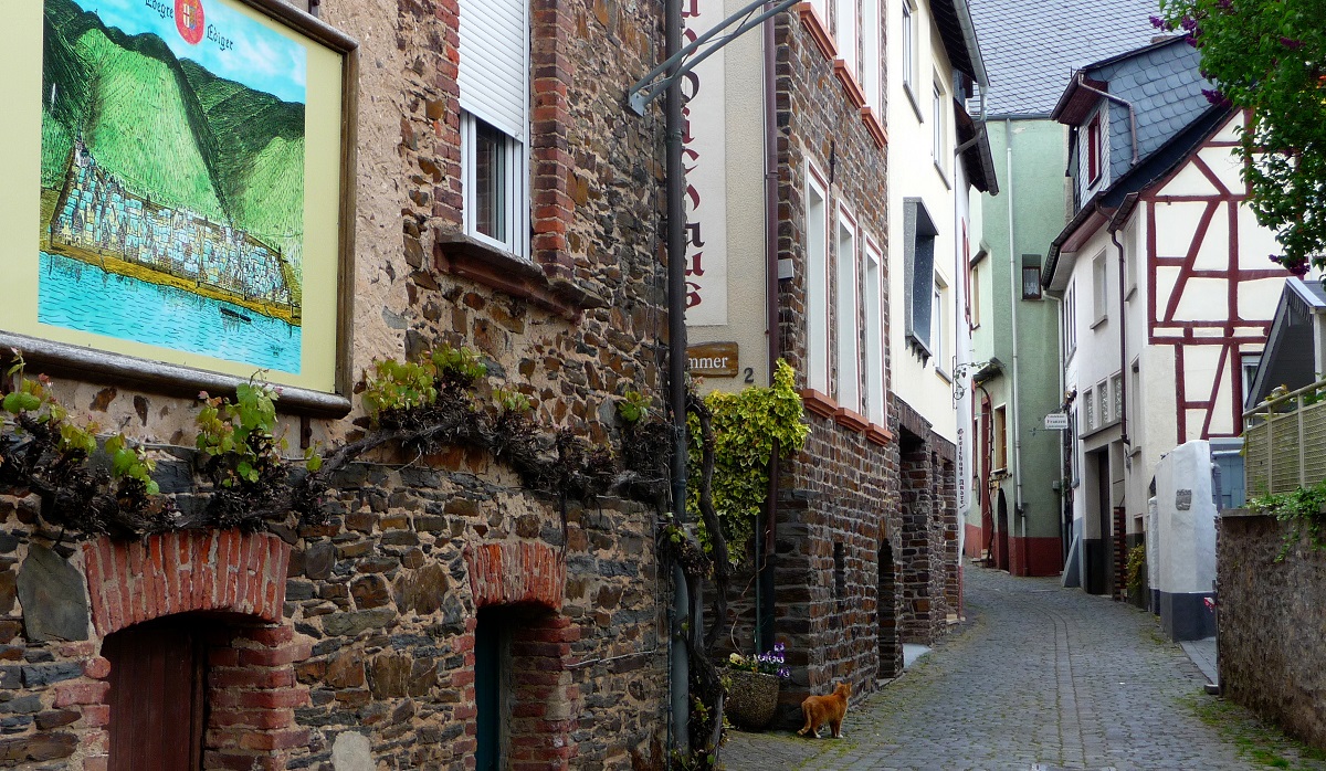 EdigerEller Wie vom Zuckerbäcker gebaut mosel 2.0