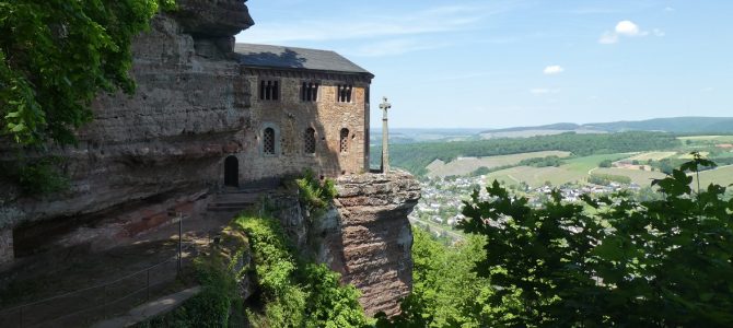 Klause Kastel-Staadt: Schinkels Kleinod über der Saar