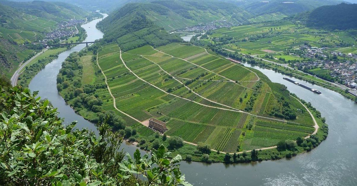 Welche Moselschleife ist die schönste? Welche Moselschleife ist die schönste?