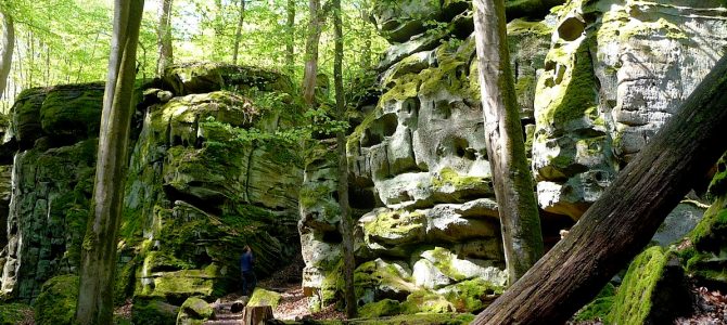 Teufelsschlucht: Wandern in der Felstrümmerwelt